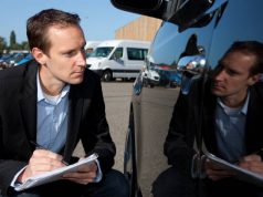 Wat valt er onder een autoverzekering als je op reis gaat?